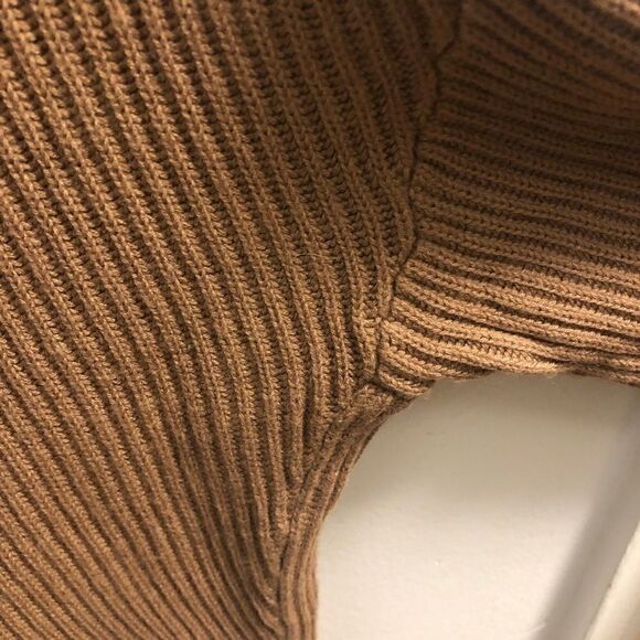 ARITZIA Babaton Chalmers Brown Beige Neutral Sweater in Constant Camel ~ size XS - Picture 9 of 13